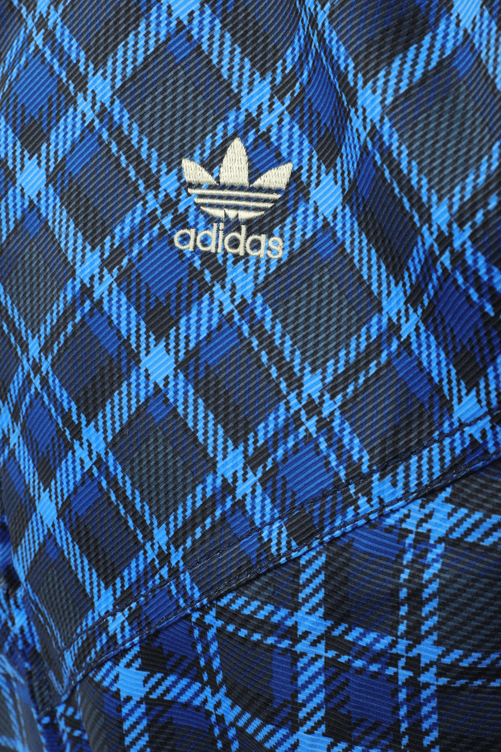 תמונה אחורית של Adidas x Walles Bonner Track Top in Blue and Black