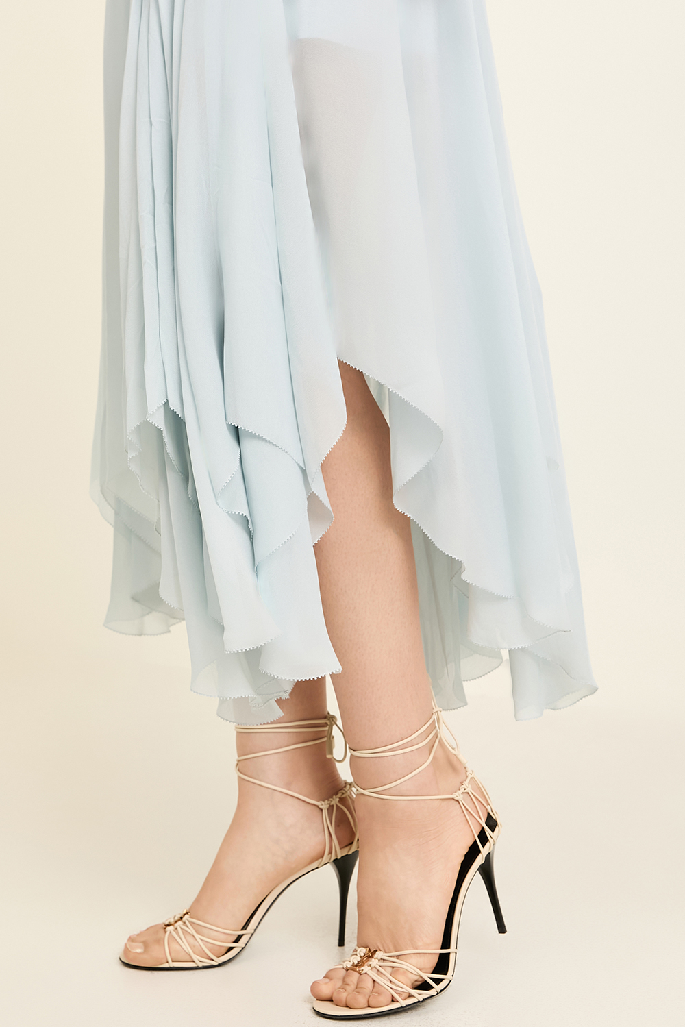 שמלת מידי עדן