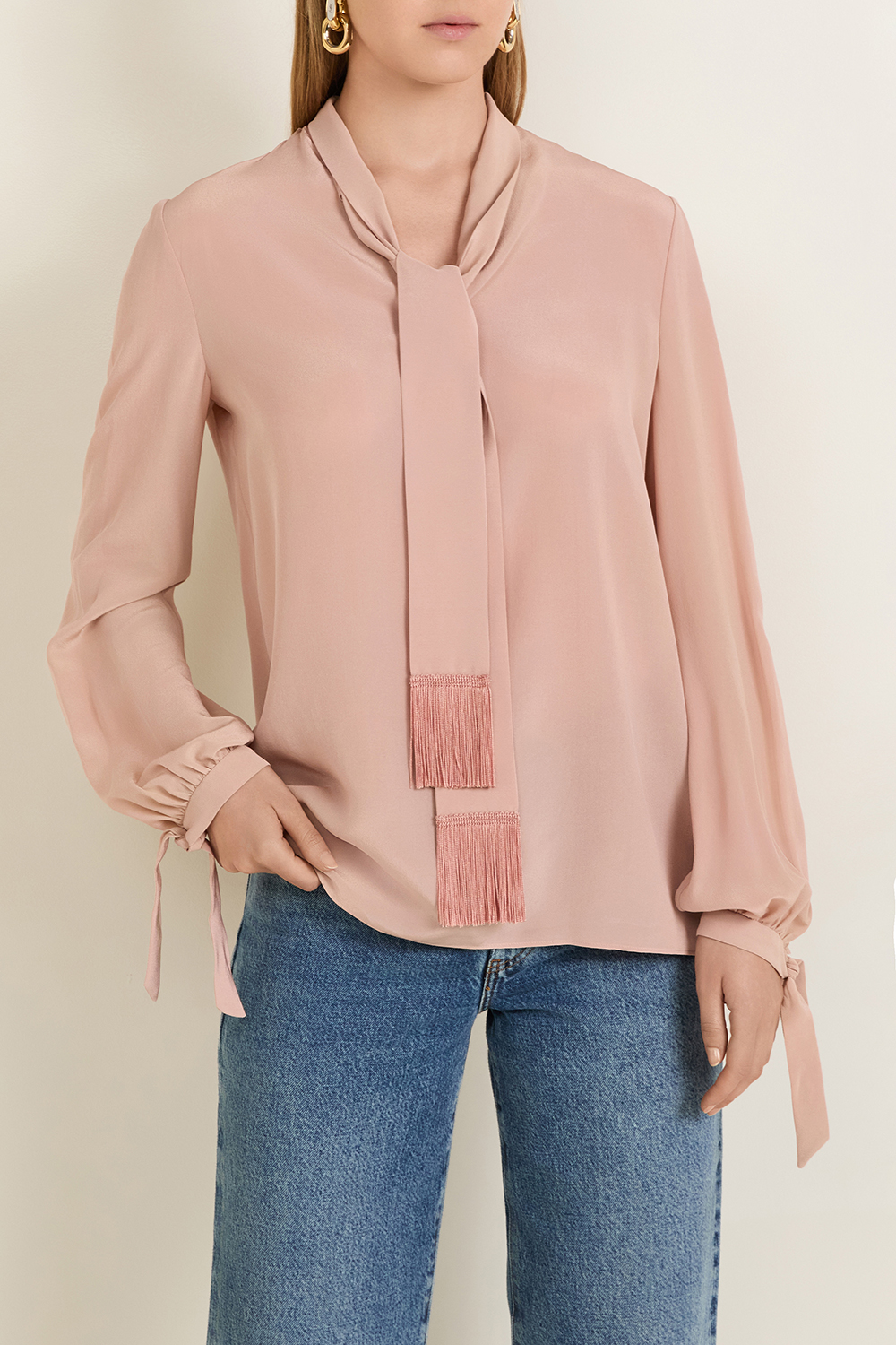 תמונת דוגמן קידמית של חולצת קרפ