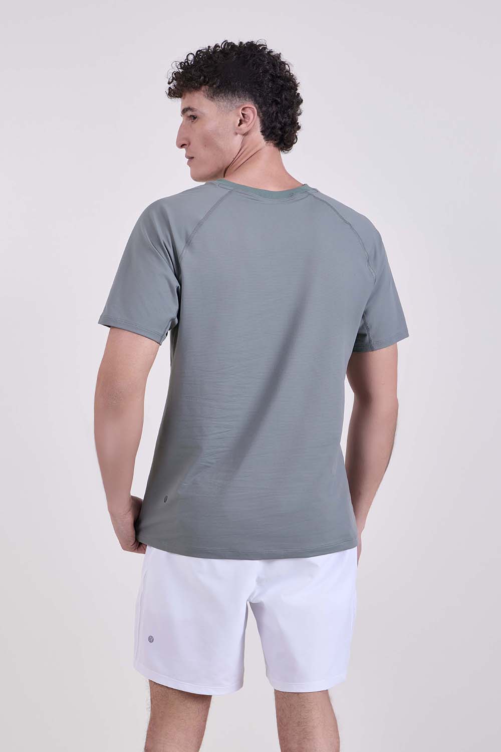 תמונת דוגמן אחורית של Repper Short-Sleeve Shirt
