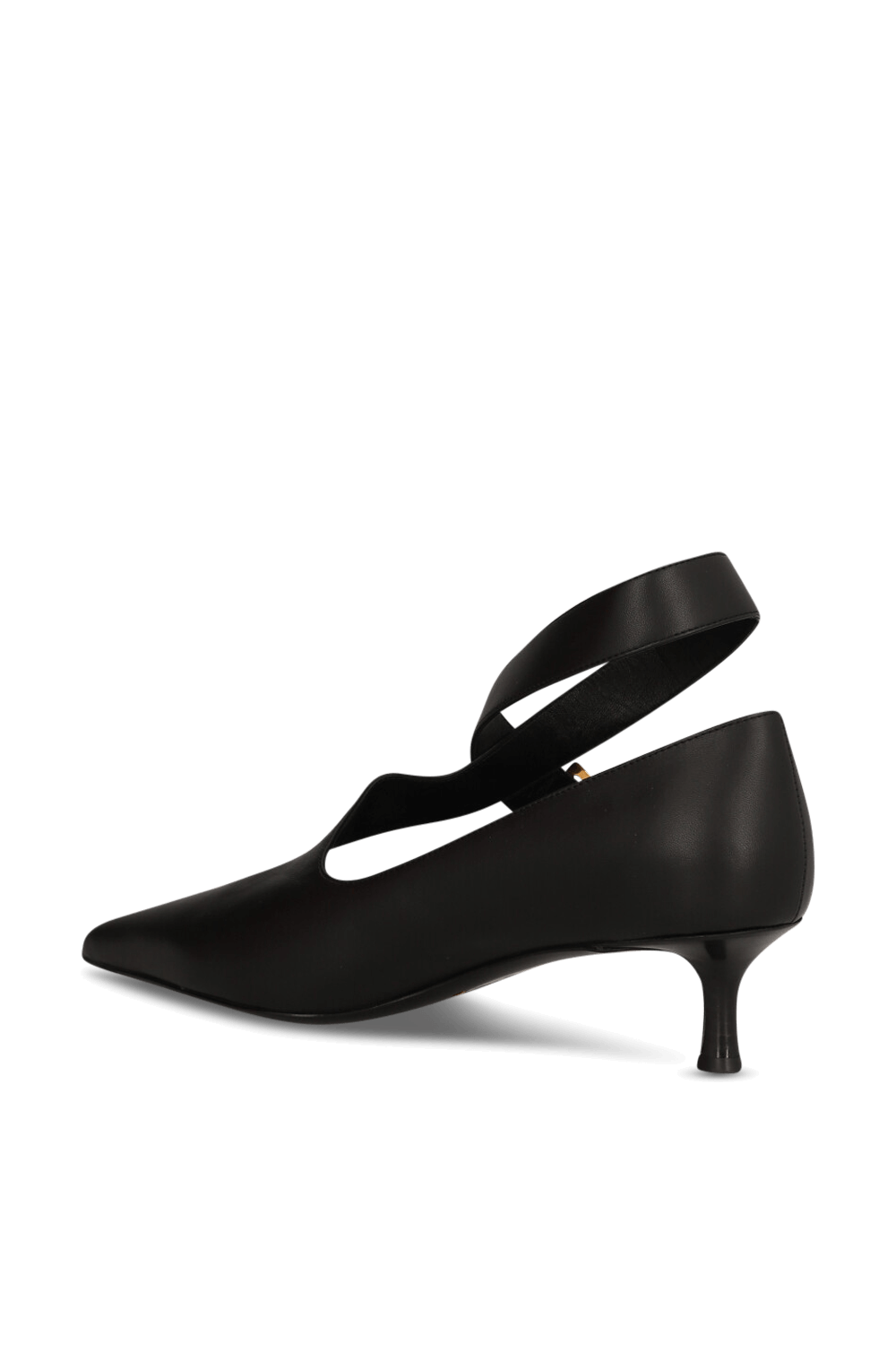 תמונה אחורית של נעלי עקב