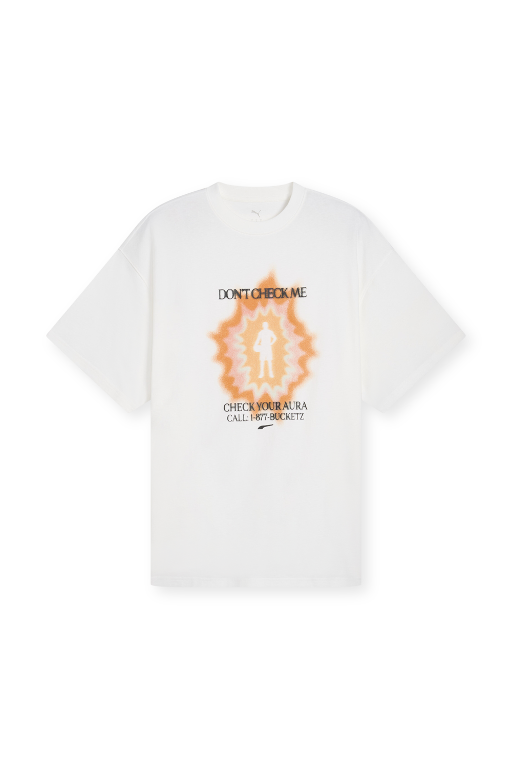 תמונה קידמית של חולצת טי אוברסייז