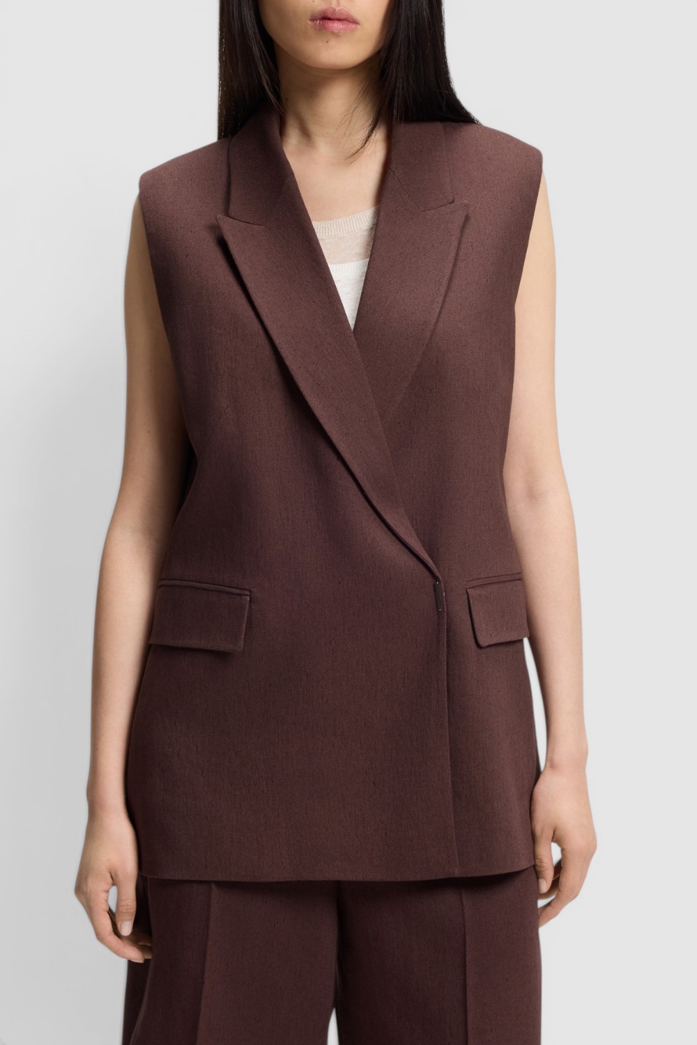 תמונת דוגמן קידמית של ווסט מעטפת