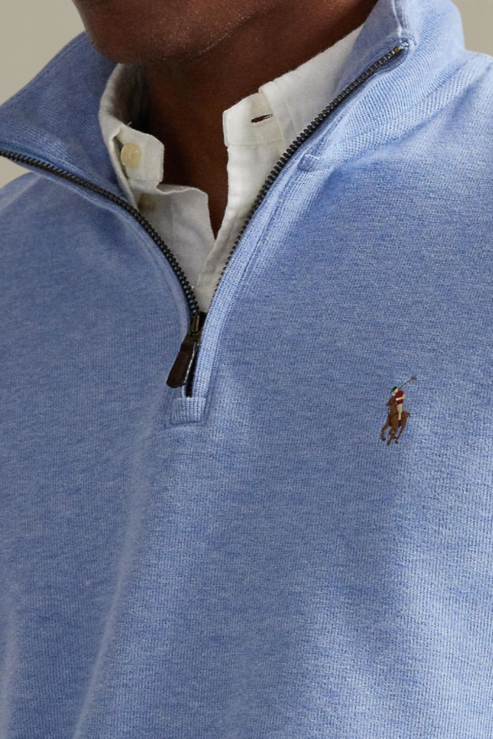 תמונת תקריב דוגמן של סריג