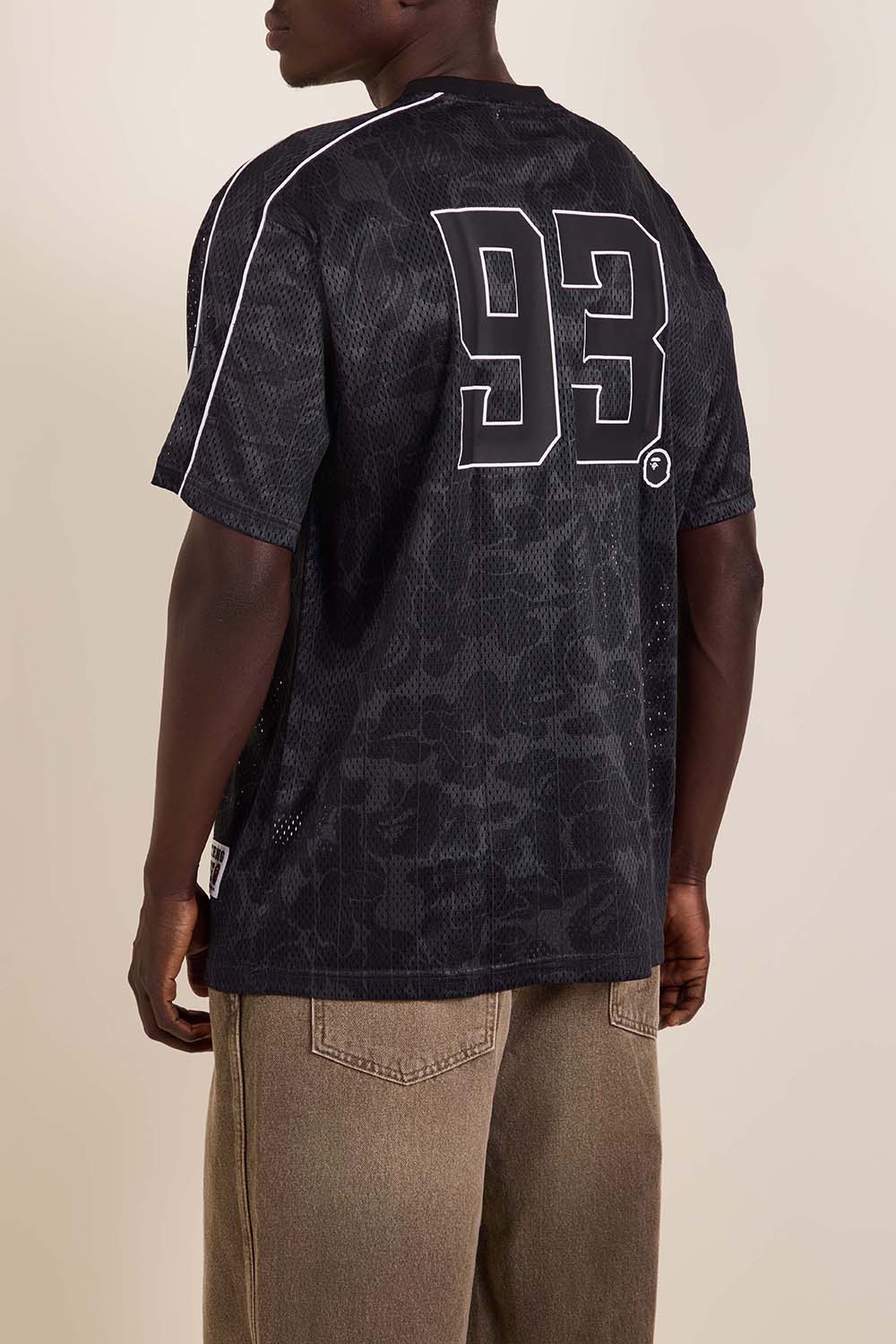 תמונת דוגמן אחורית של חולצת בייסבול