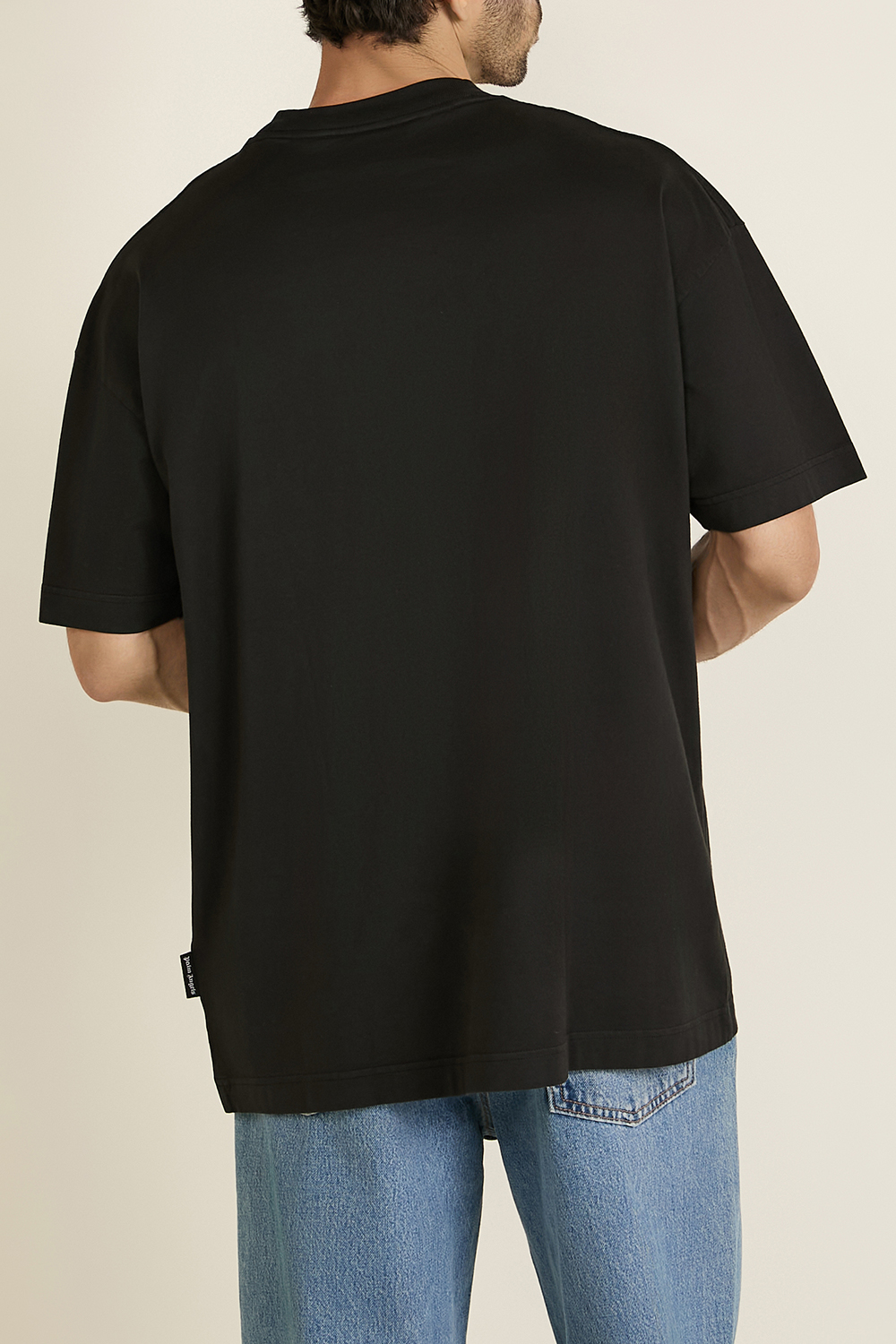 תמונת דוגמן אחורית של חולצת טי