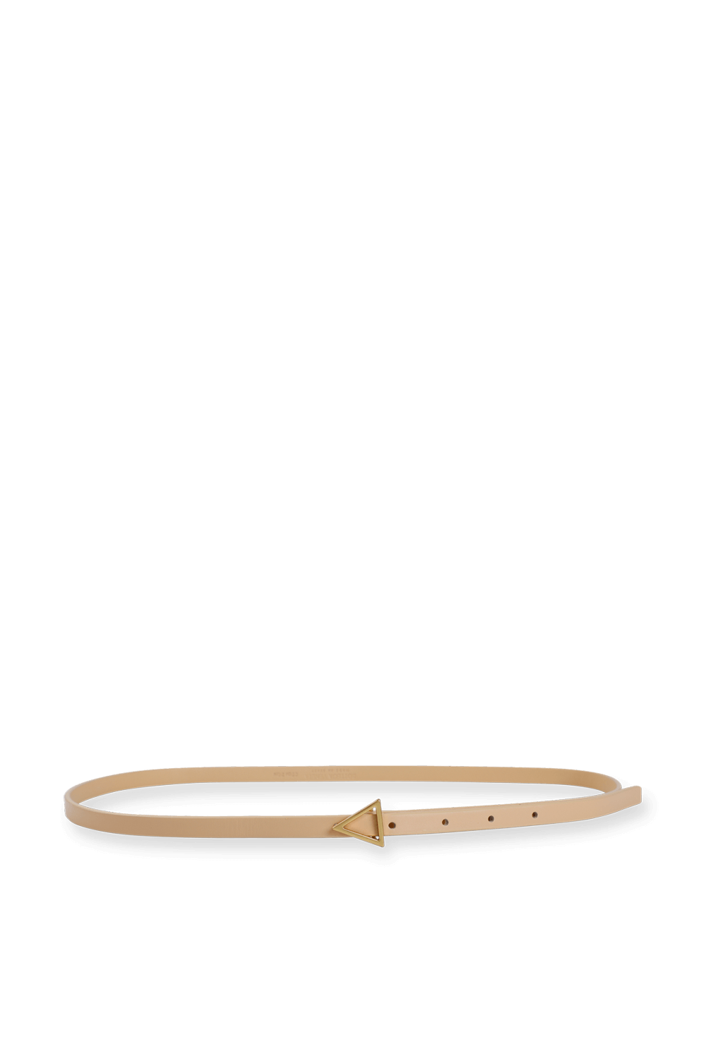 תמונה קידמית של חגורת זהב בצבע ניוד