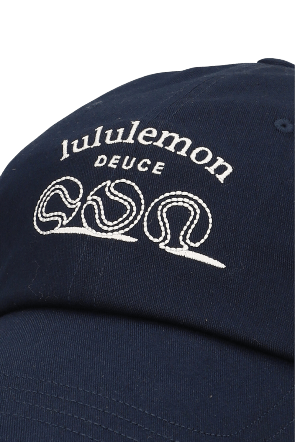 תמונת תקריב של Classic Ball Cap