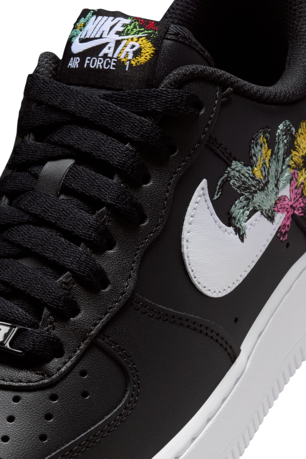 נעלי סניקרס איר פורס 1 07 פרימיום