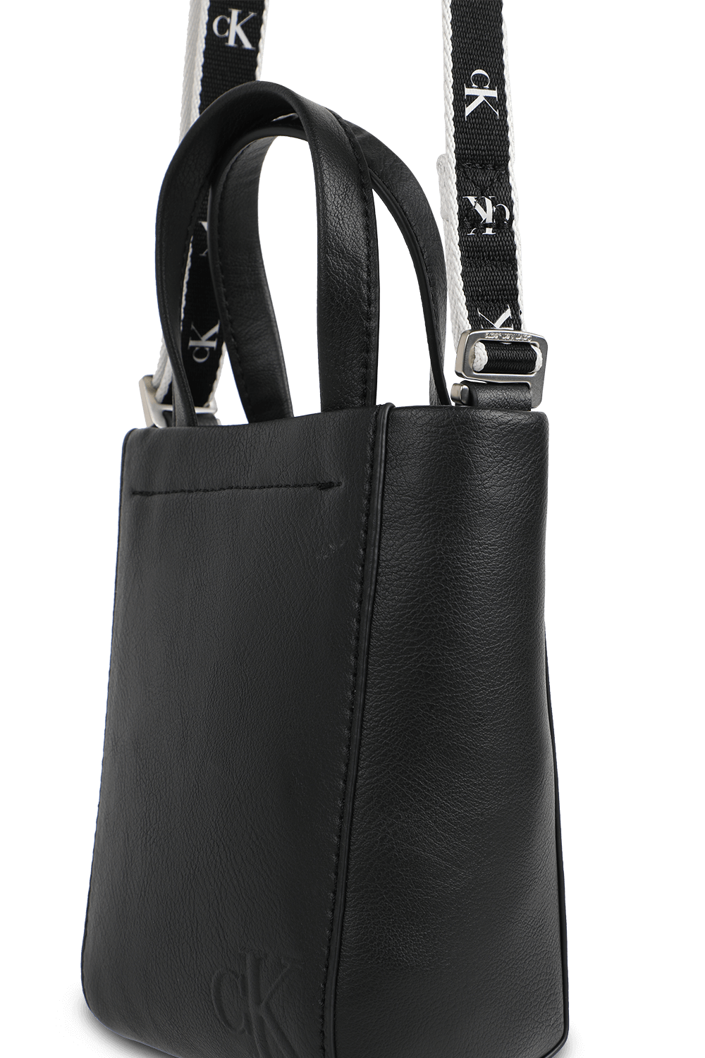 תמונת תקריב של תיק נשיאה אולטרה לייט מעור טבעוני