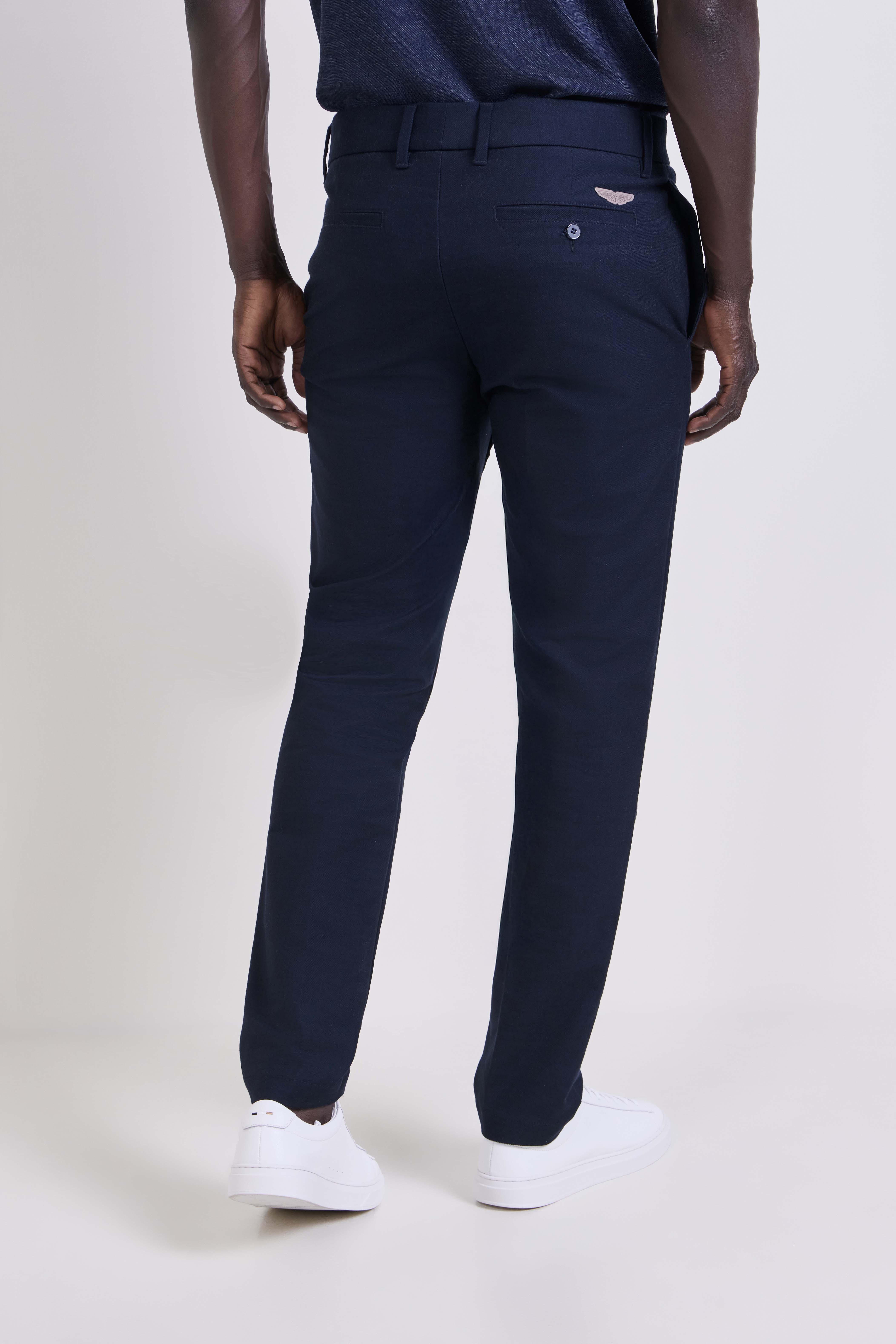 תמונת דוגמן אחורית של מכנסיים מחוייטים בוס X אסטון מרטין