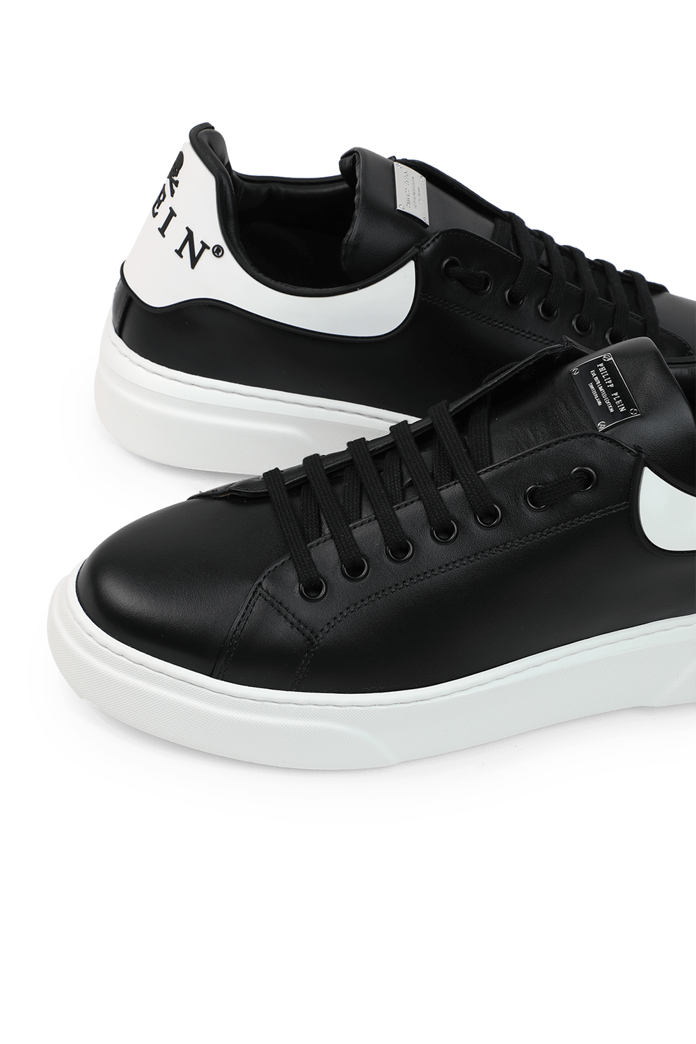 תמונת תקריב של Leather Runner Iconic in Black