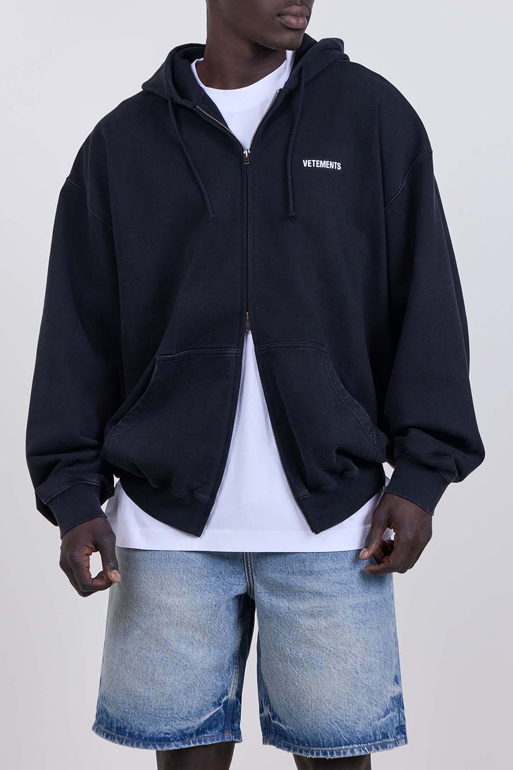 תמונת דוגמן קידמית של קפוצ'ון כותנה