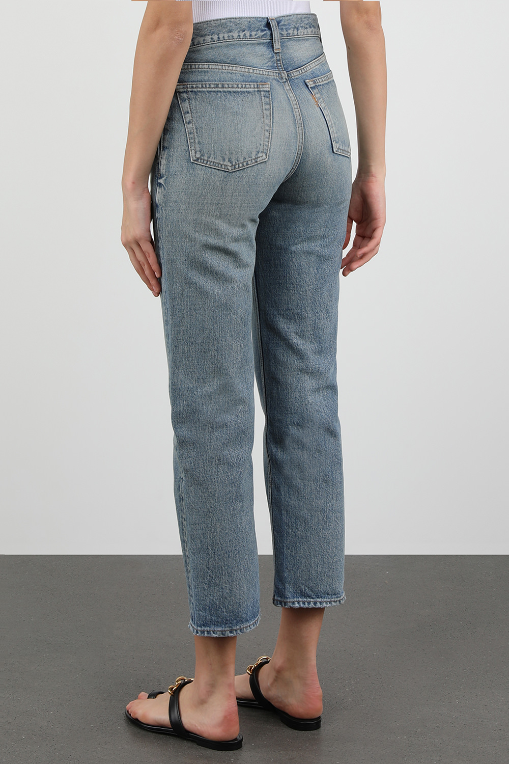 תמונת דוגמן אחורית של מכנסי ג'ינס שנות ה-90