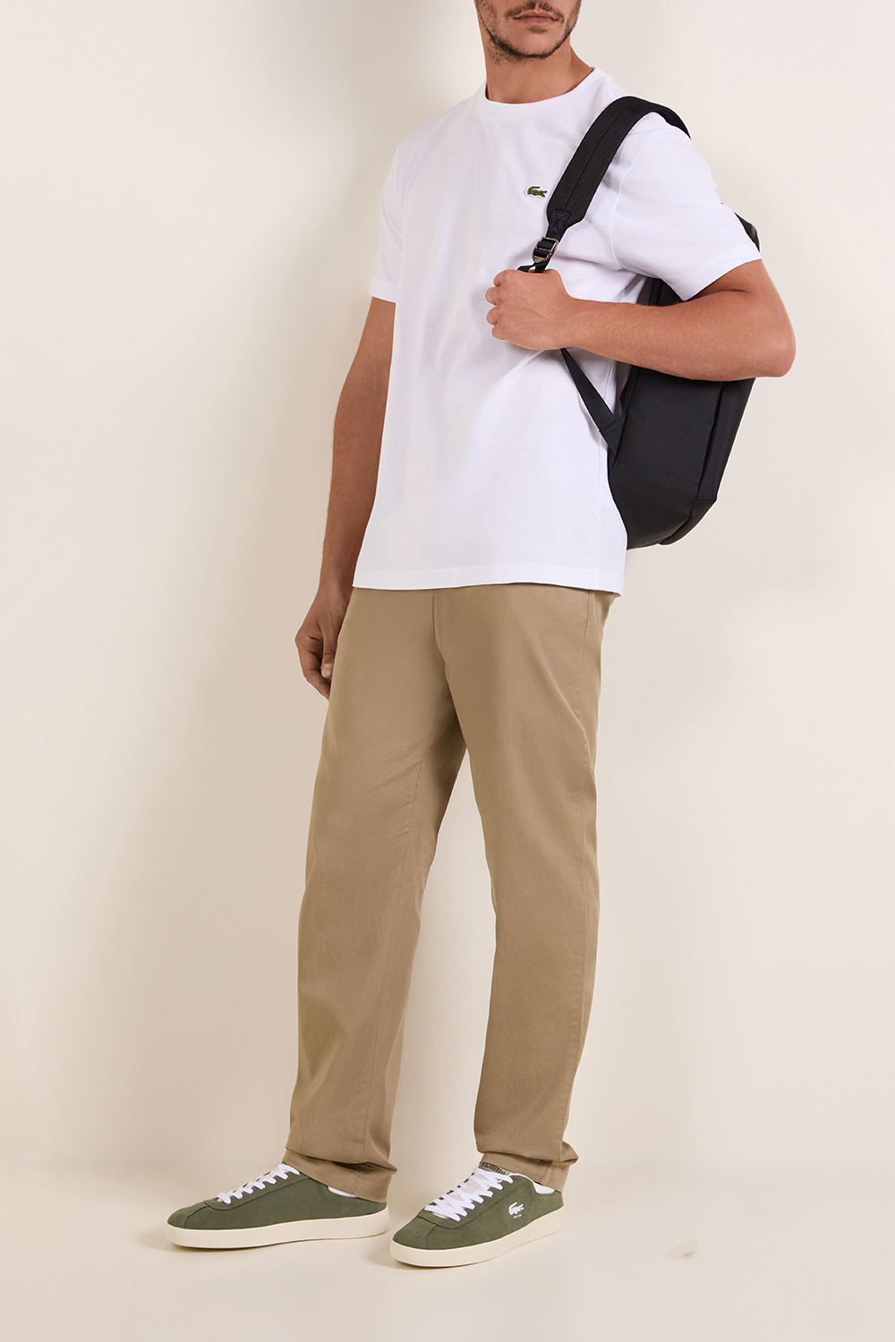 תמונת דוגמן קידמית של תיק גב ללפטופ