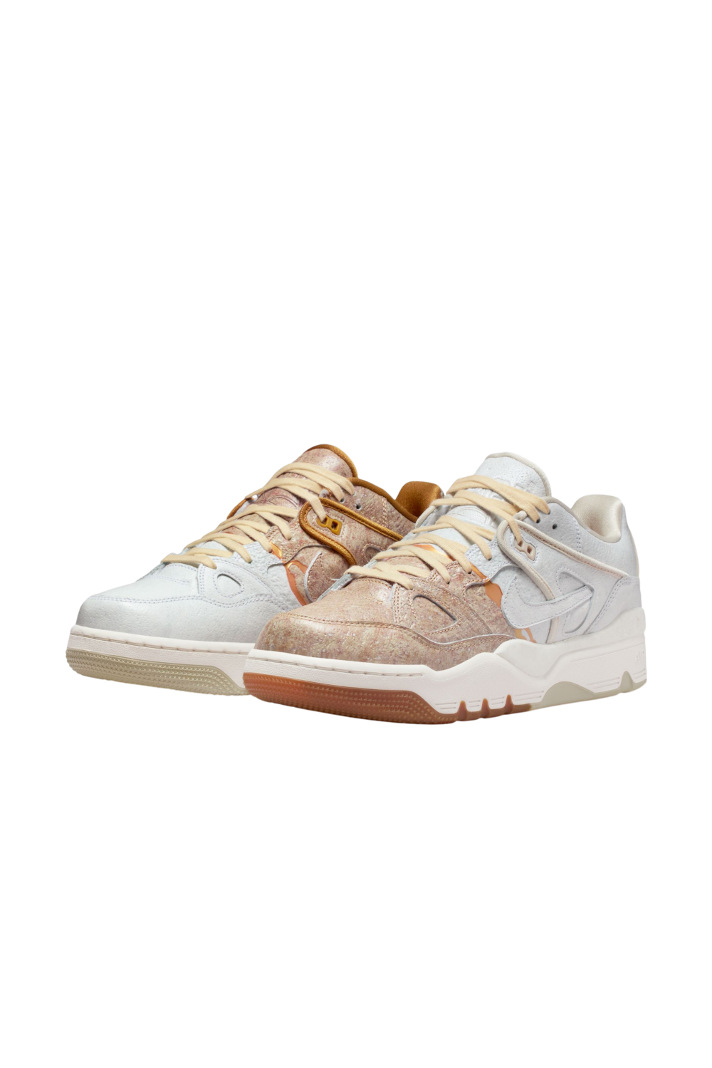 תמונת תקריב של נעלי סניקרס איר פורס 3 נייקי X ניגו