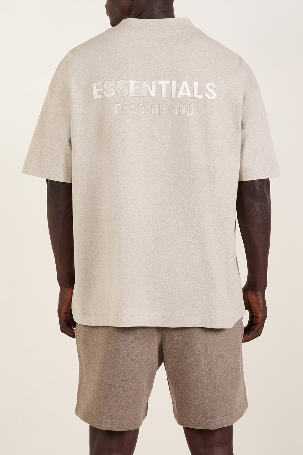 תמונת תקריב דוגמן של חולצת טי