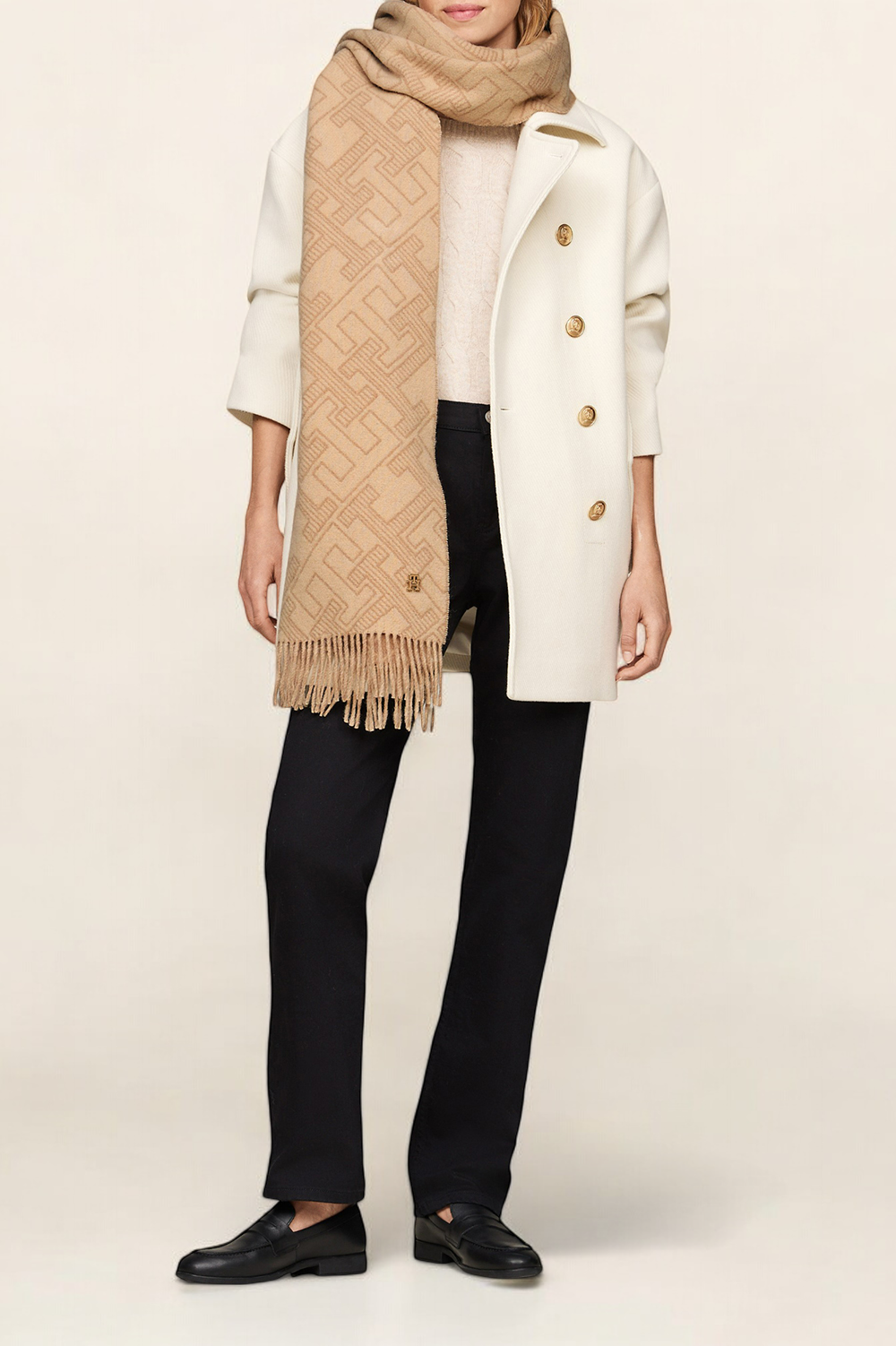 תמונת דוגמן קידמית של צעיף צמר