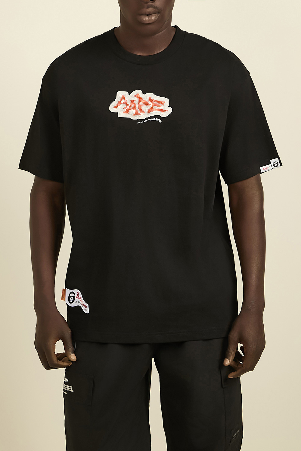 תמונת דוגמן קידמית של חולצת טי פאנסי