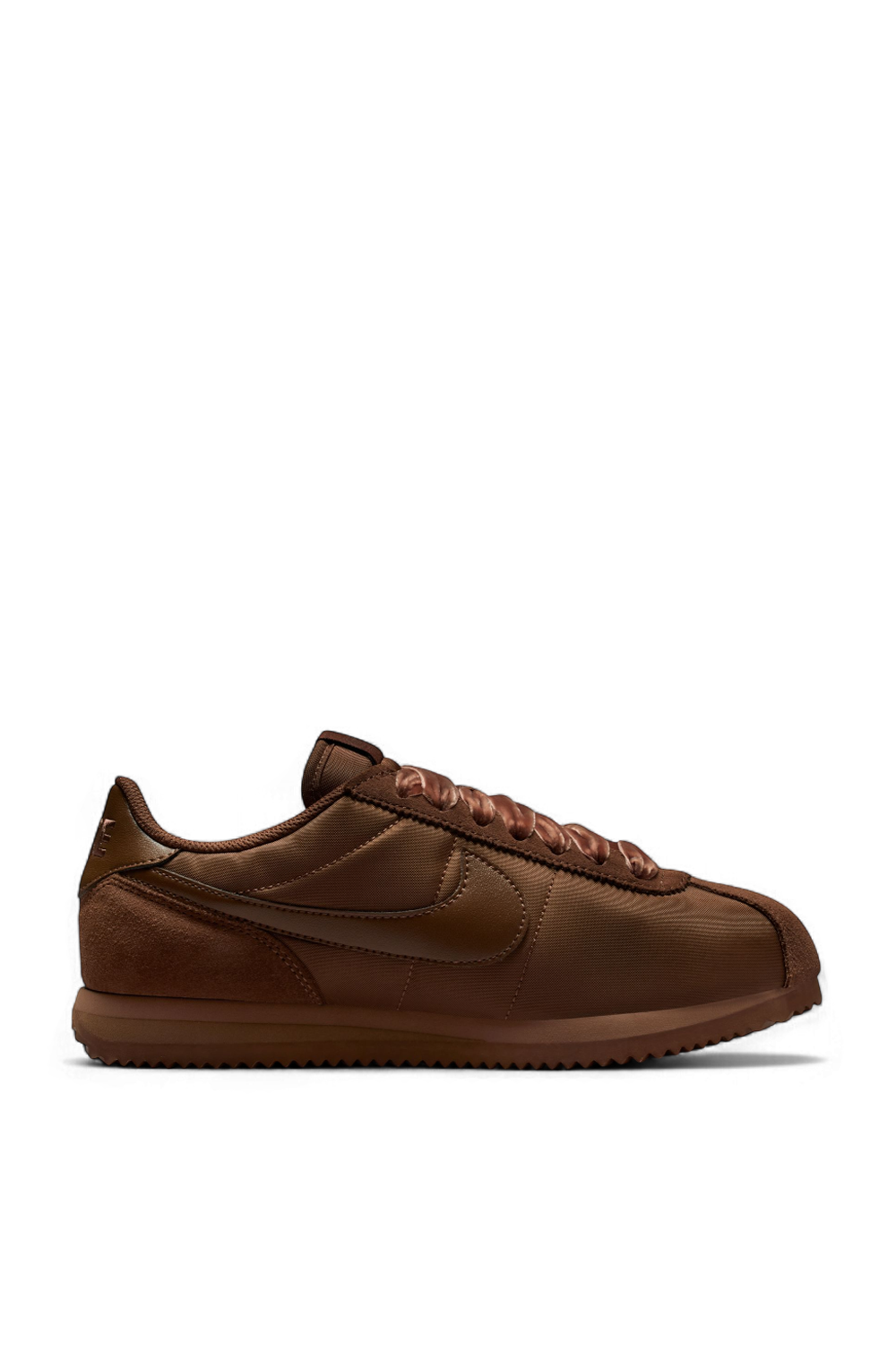 תמונה קידמית של נעלי סניקרס קורטז