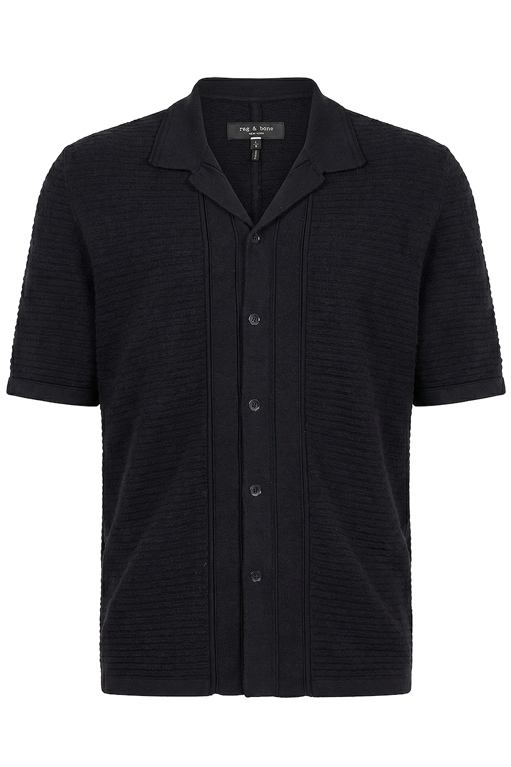 תמונה קידמית של חולצה מכופתרת קצרה