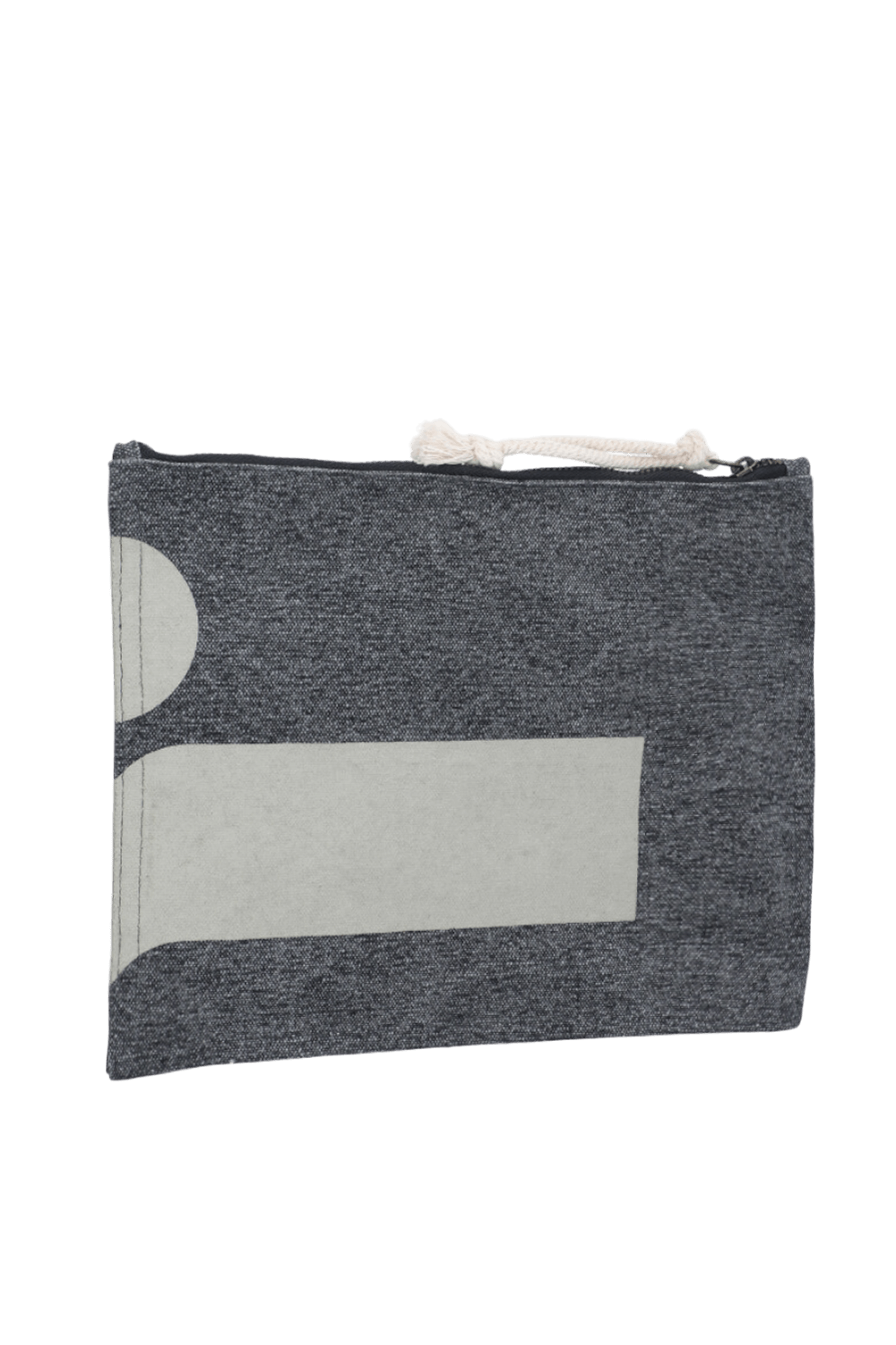 תמונה אחורית של תיק קלאץ'