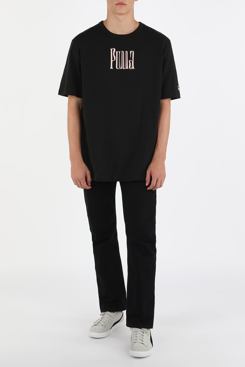 תמונת דוגמן קידמית של נעלי סניקרס וינטג' מזמש