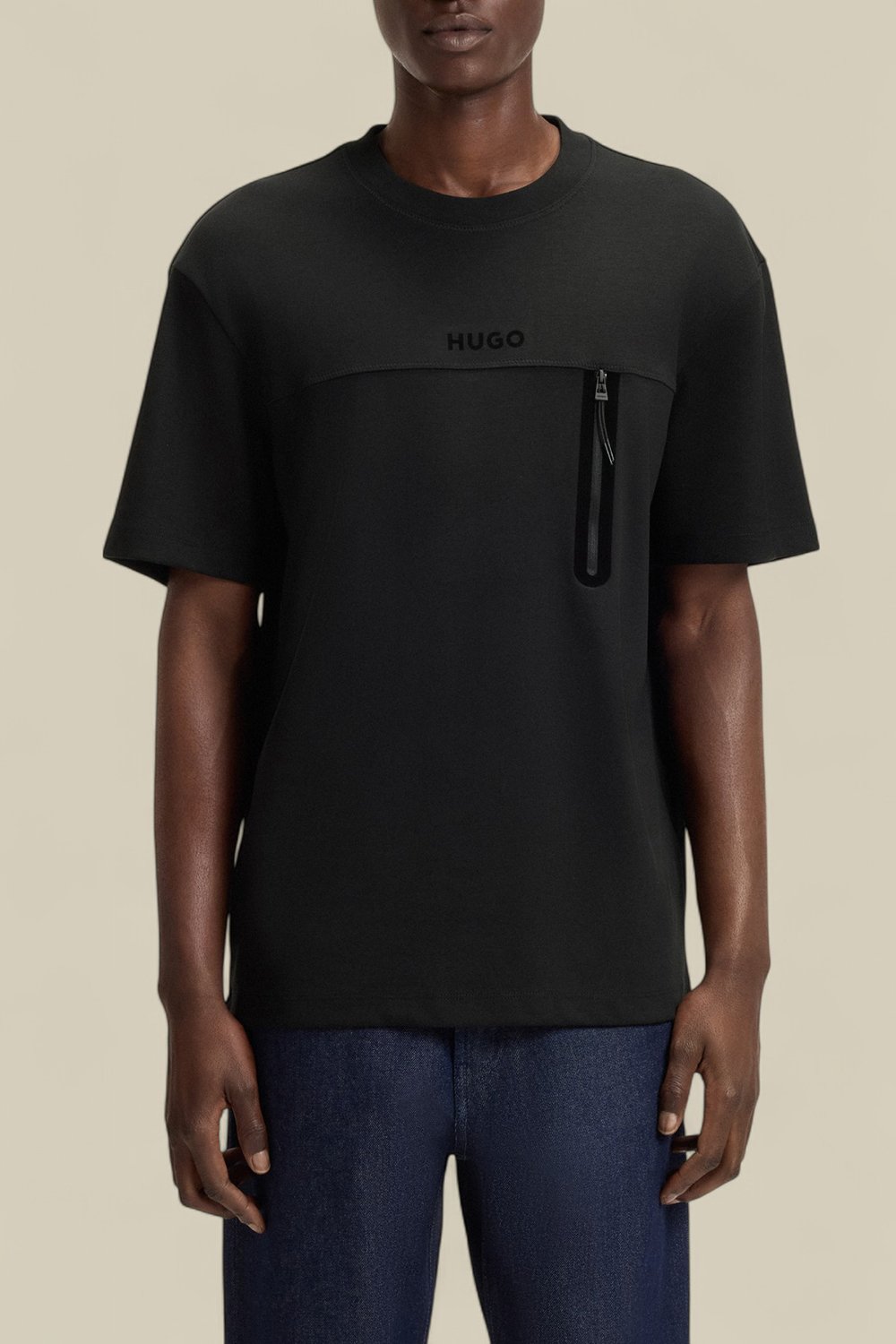 תמונת דוגמן קידמית של חולצת טי