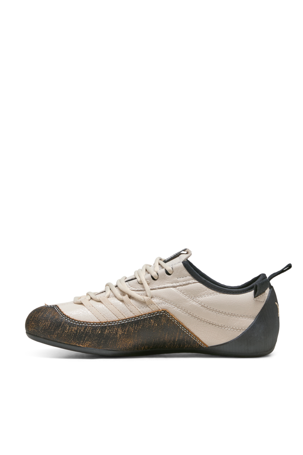 תמונה אחורית של נעלי סניקרס פומה X גואיזיו