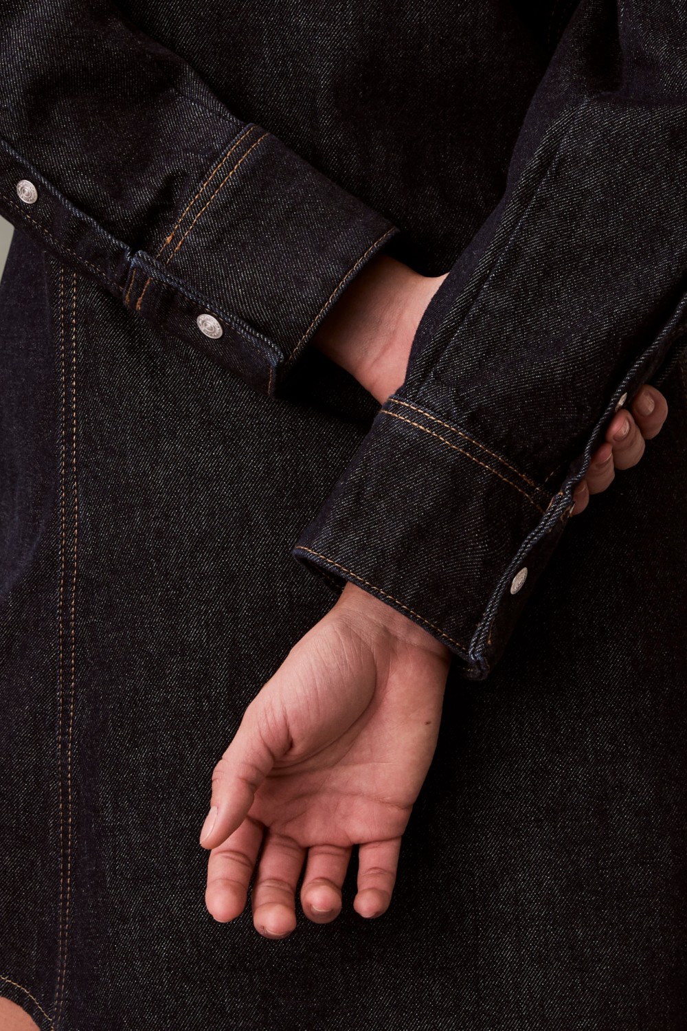 שמלת ג'ינס מכופתרת