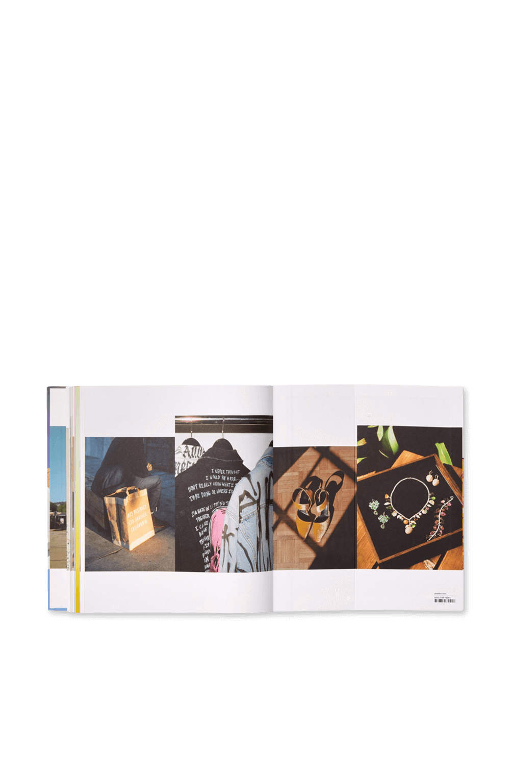 תמונת תקריב של Fashion in LA