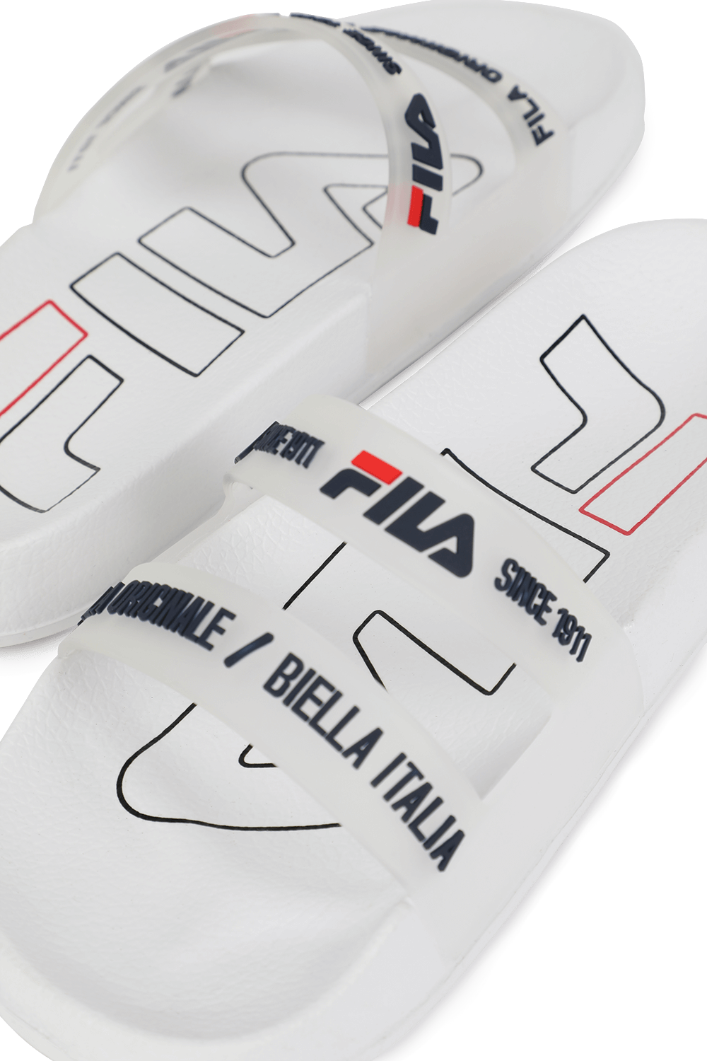 תמונת תקריב של Logo Flip Flops in White