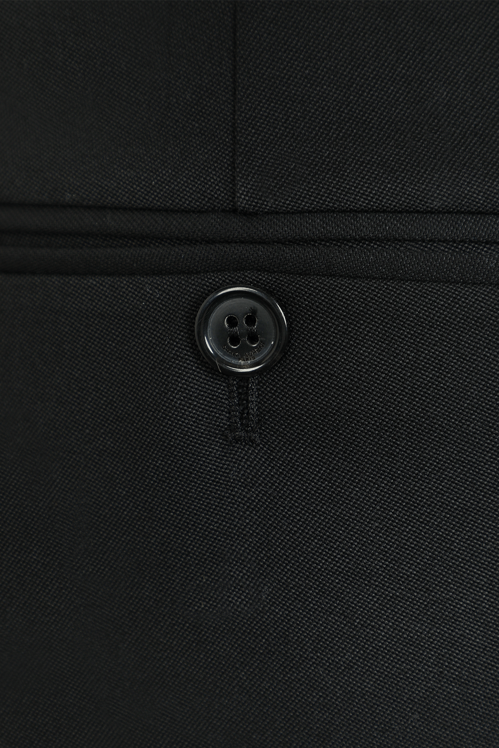 תמונת פנים של מכנסי צמר מחויטים שחורים