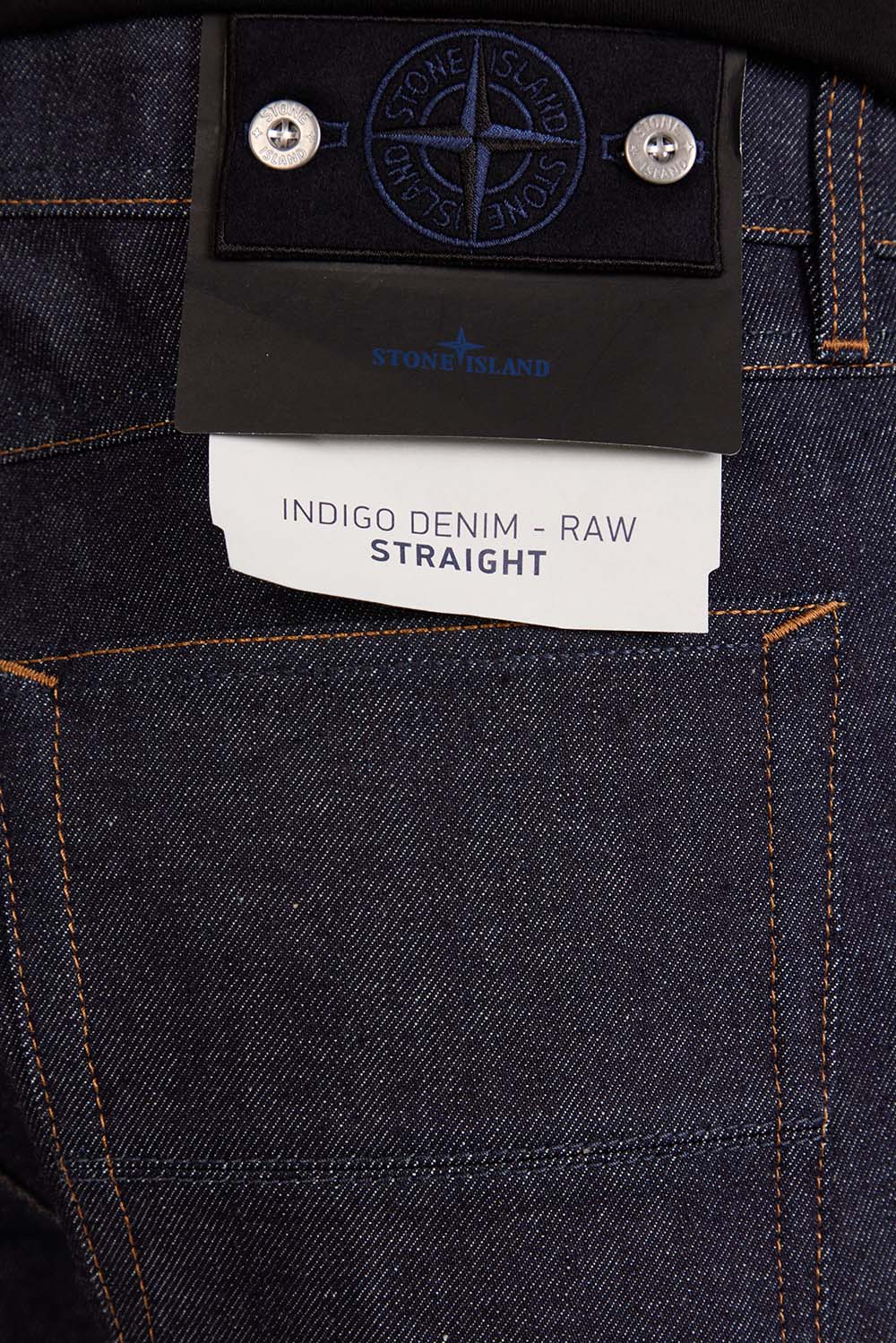 תמונת תקריב דוגמן של מכנסי ג'ינס