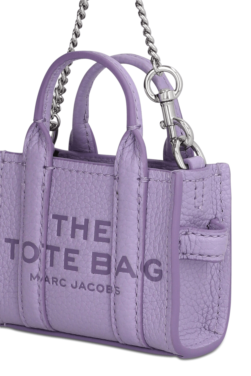 תמונת תקריב של צ'ארם תיק נשיאה נאנו