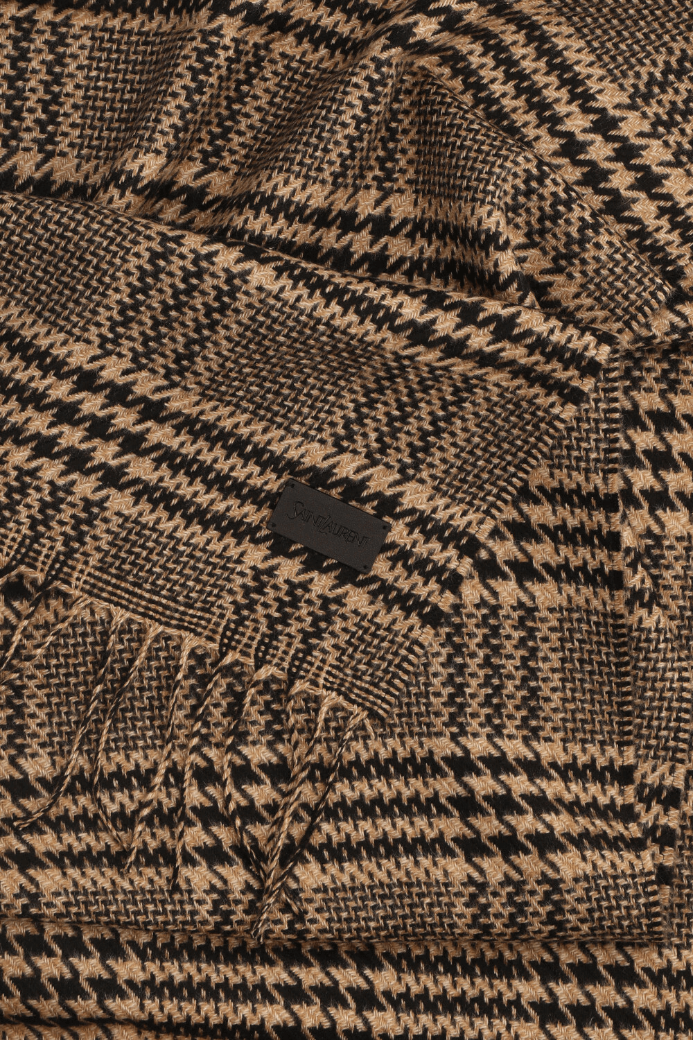 תמונה אחורית של צעיף קשמיר ומשי