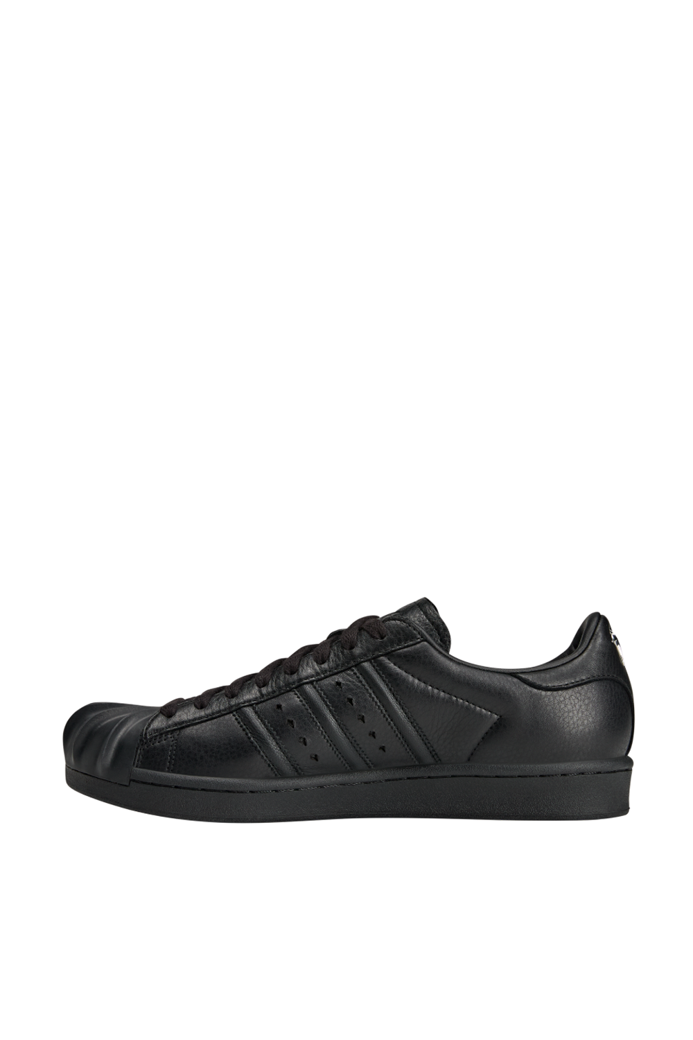 תמונה אחורית של סופרסטאר וינטג&rsquo; טי־סי אדידס X ת&rsquo;אג קלאב