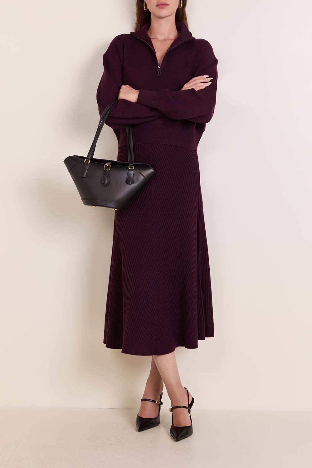 תמונת דוגמן קידמית של תיק כתף