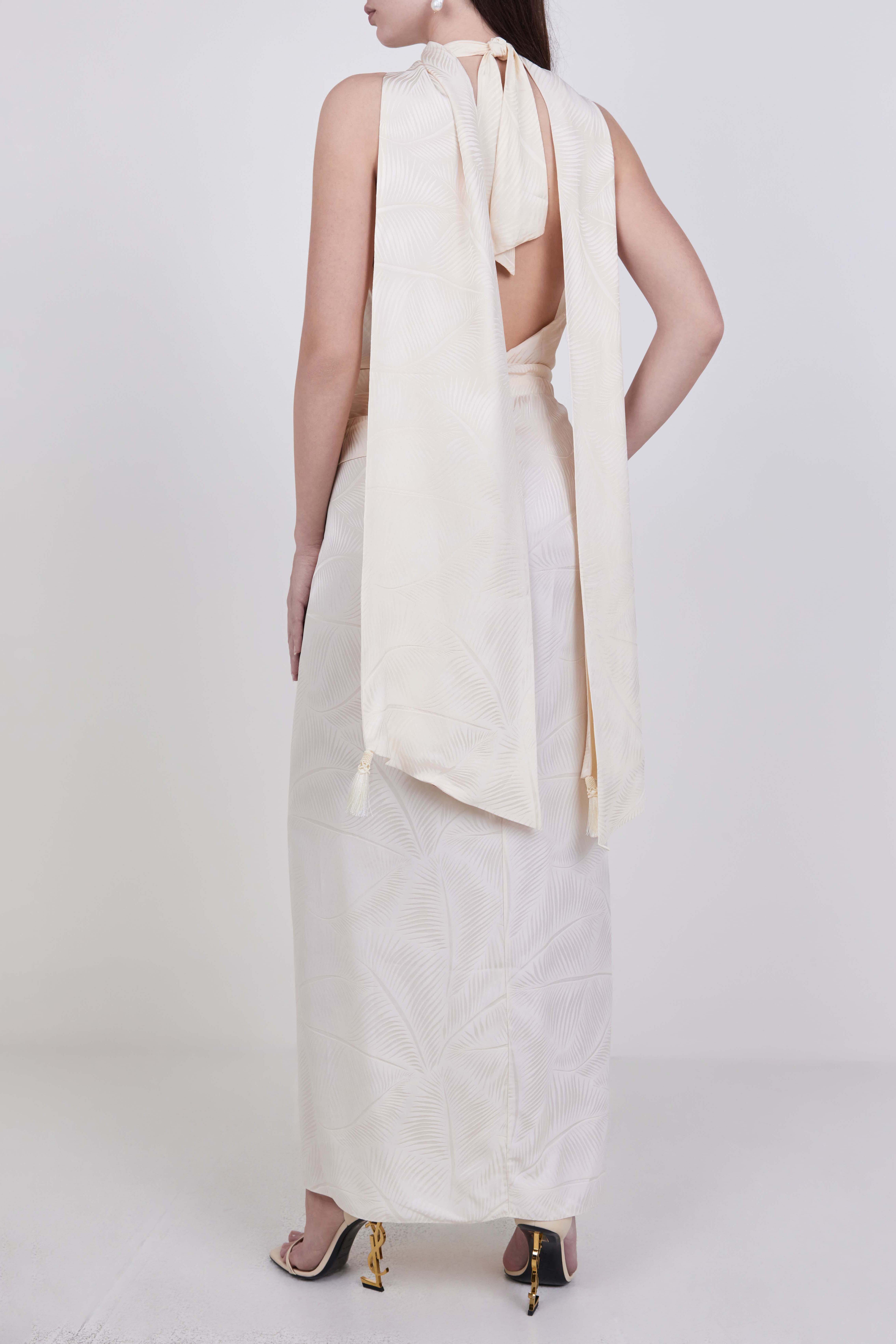 תמונת דוגמן אחורית של שמלת מקסי