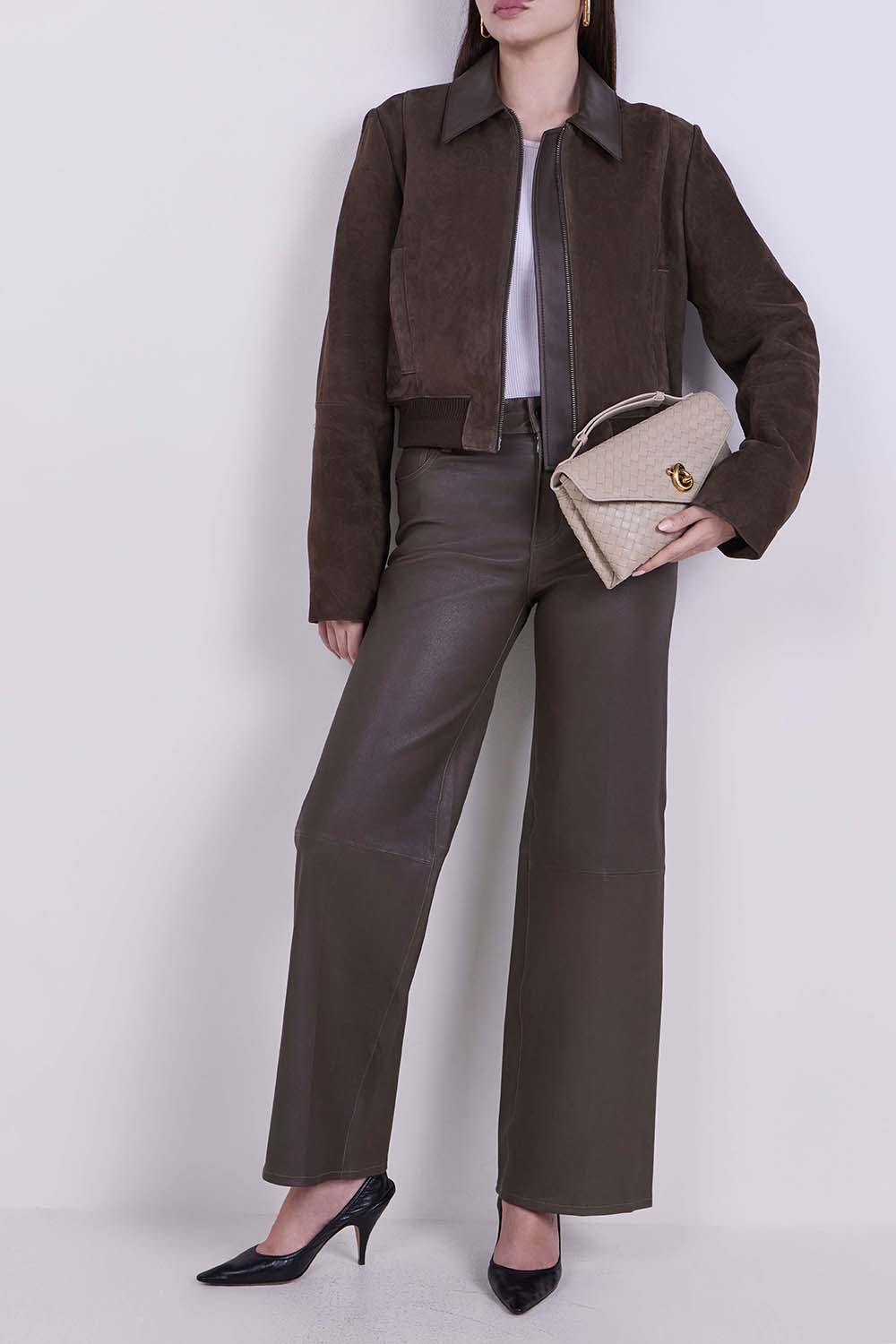 תמונת דוגמן קידמית של תיק קרוסבודי נוט לוק