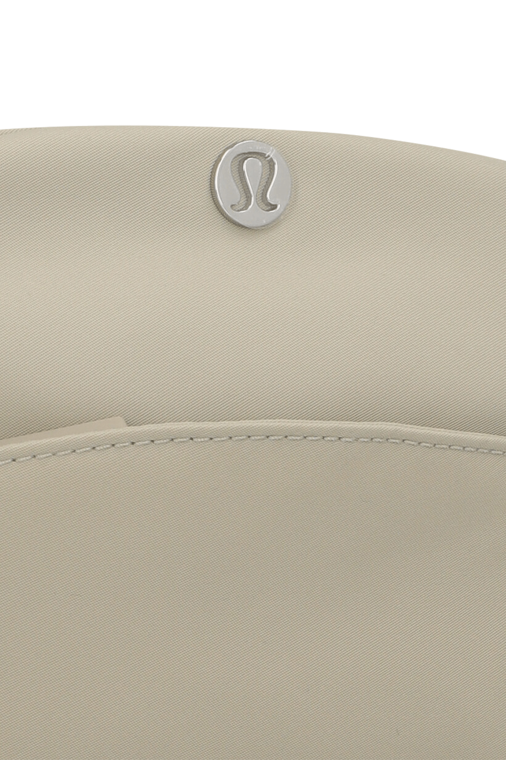 תמונת תקריב של City Essentials Pouch Mini