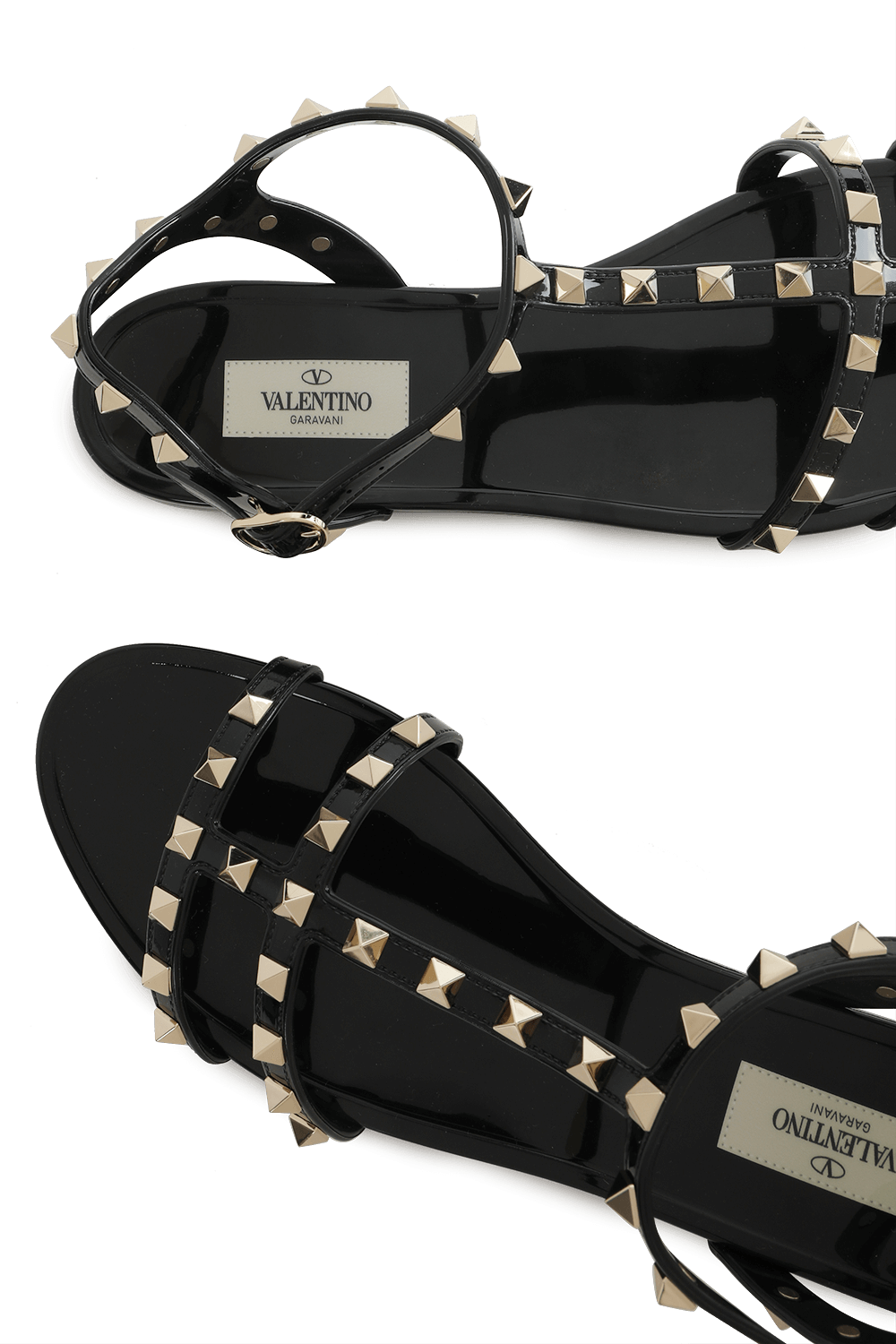 תמונת תקריב של סנדלי גומי שחורים עם רצועות ניטים