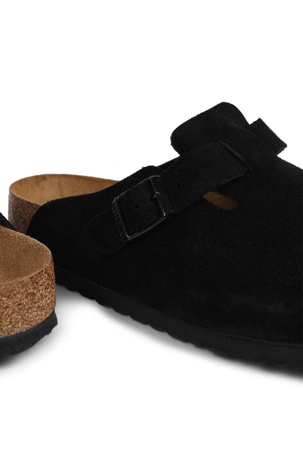 תמונת תקריב של נעלי בוסטון מעור זמש