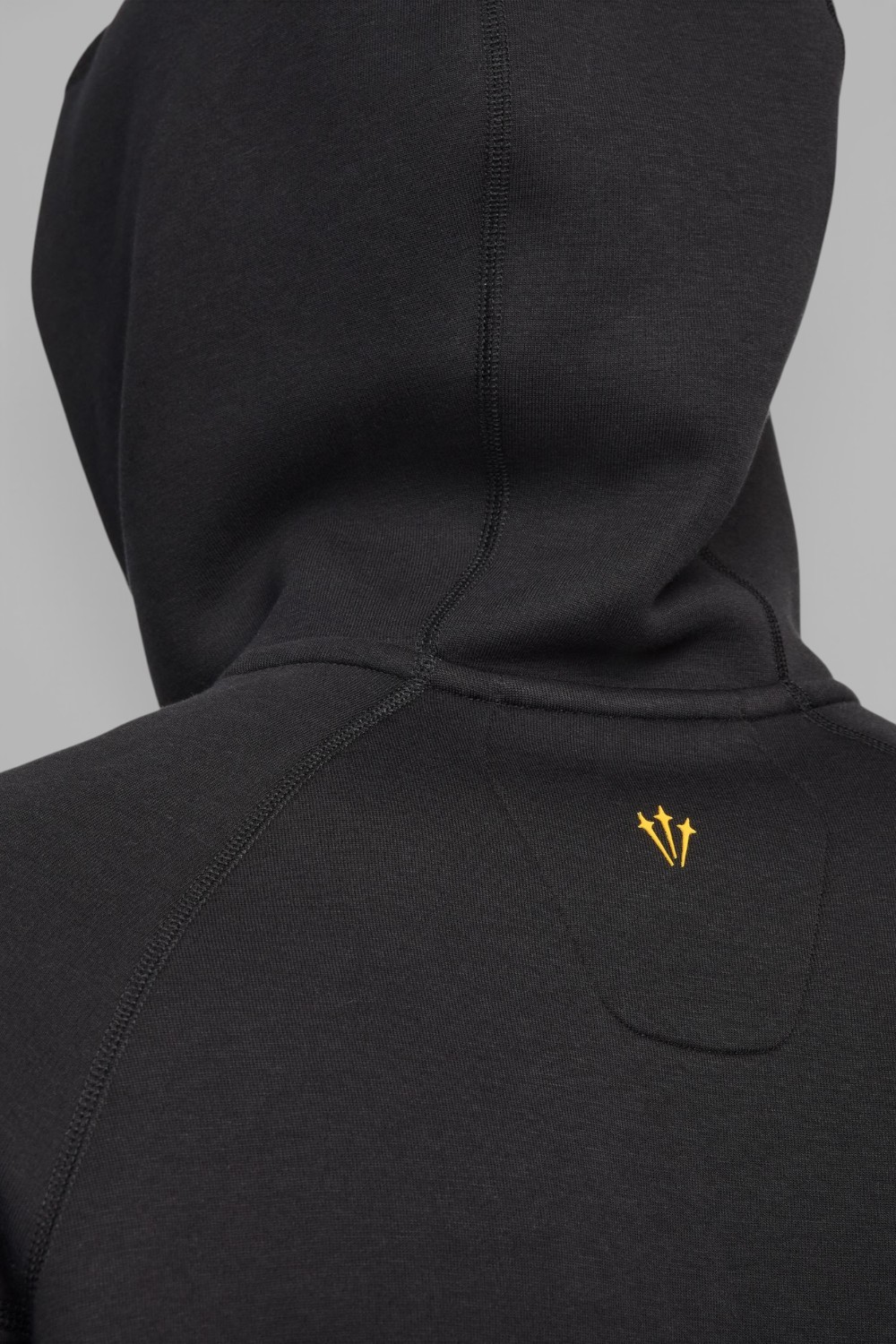 קפוצ'ון נייקי X נוקטה