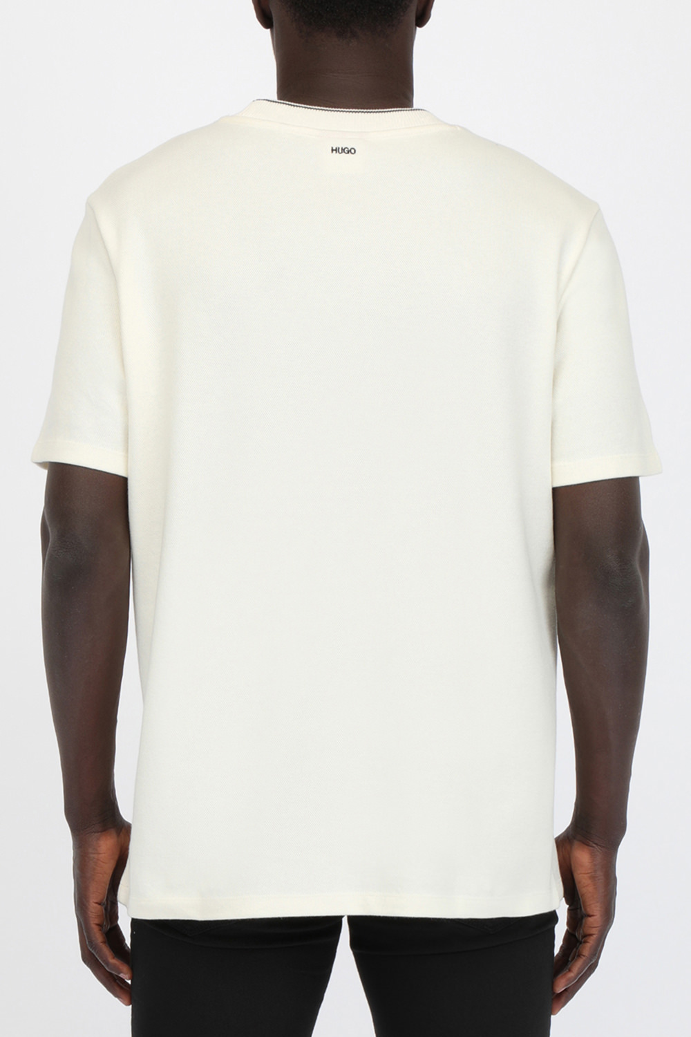 תמונת דוגמן אחורית של Hugo Boss x Jun Matsui Black T-shirt With Bear and Logo Artwork