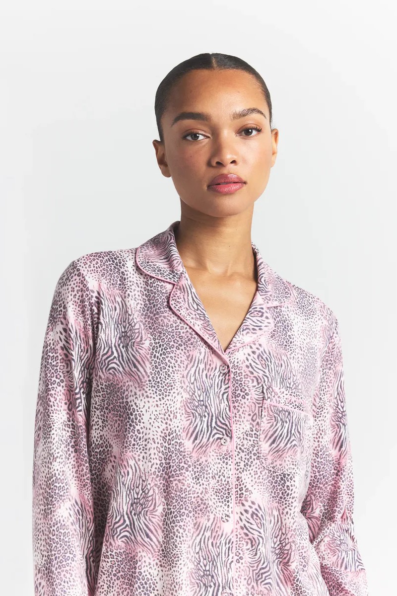 תמונת תקריב דוגמן של LONG SLEEP SET