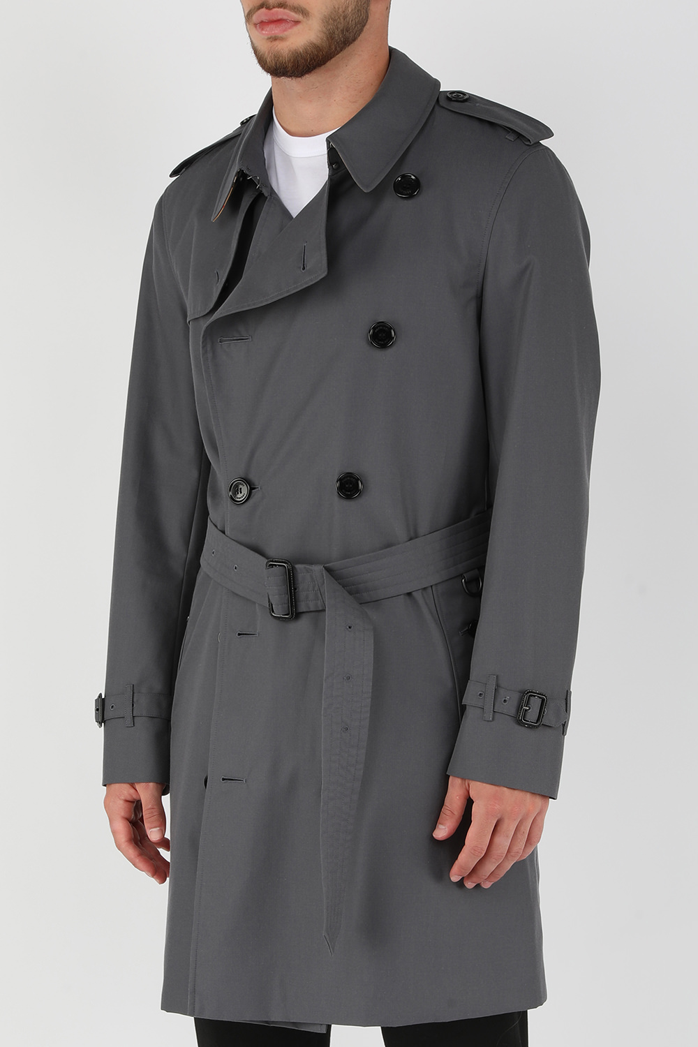 תמונת דוגמן קידמית של מעיל טרנץ' צ'לסי מכופתר