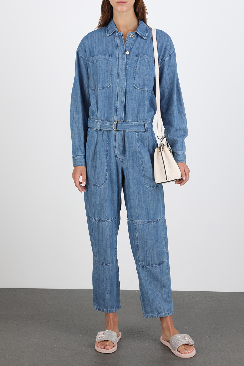 תמונת דוגמן קידמית של MK Logo Mesh Slides