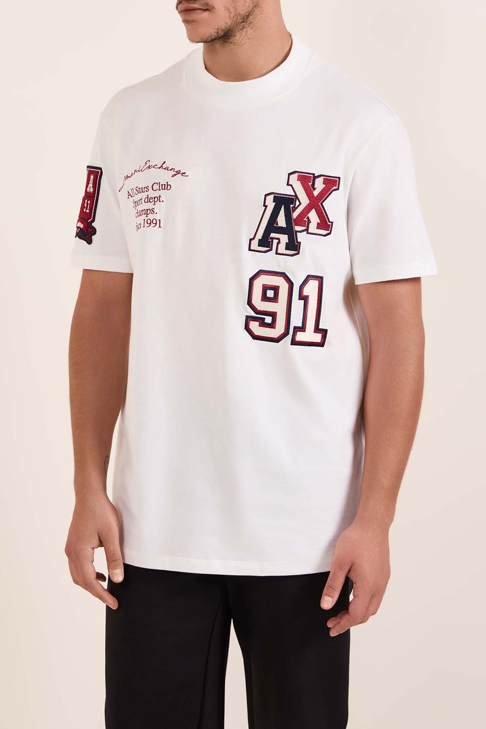 תמונת דוגמן קידמית של חולצת טי