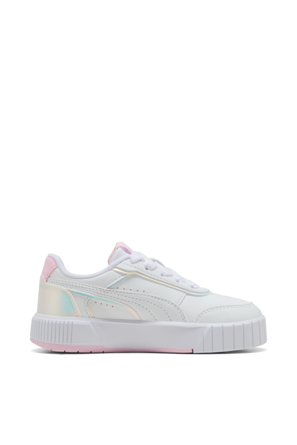 תמונה קידמית של נעלי סניקרס